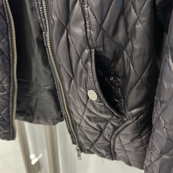 H&M quilted short spring jacket, great condition. Size 4 - Picture 4 of 6
